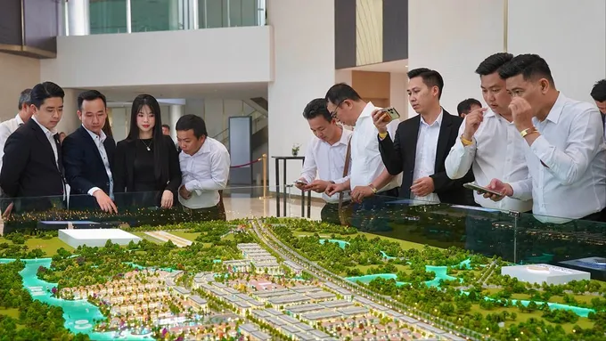 Hoàn thiện thể chế để thị trường bất động sản phát triển bền vững 1 sa ban du an the gio riverside